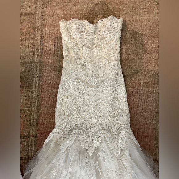 Rivini Leana Couture Wedding Gown - Picture 7 of 8